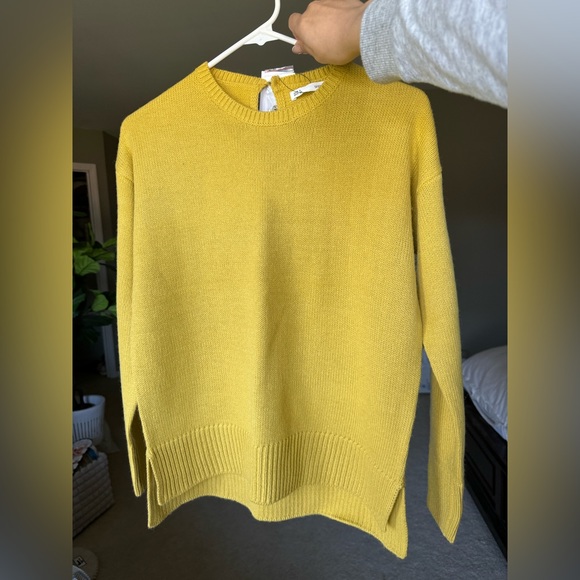 NWT Mustard Sweater - Picture 2 of 5